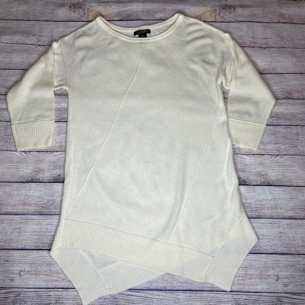 Linda Matthews Asymmetrical Hem Sweater Size S